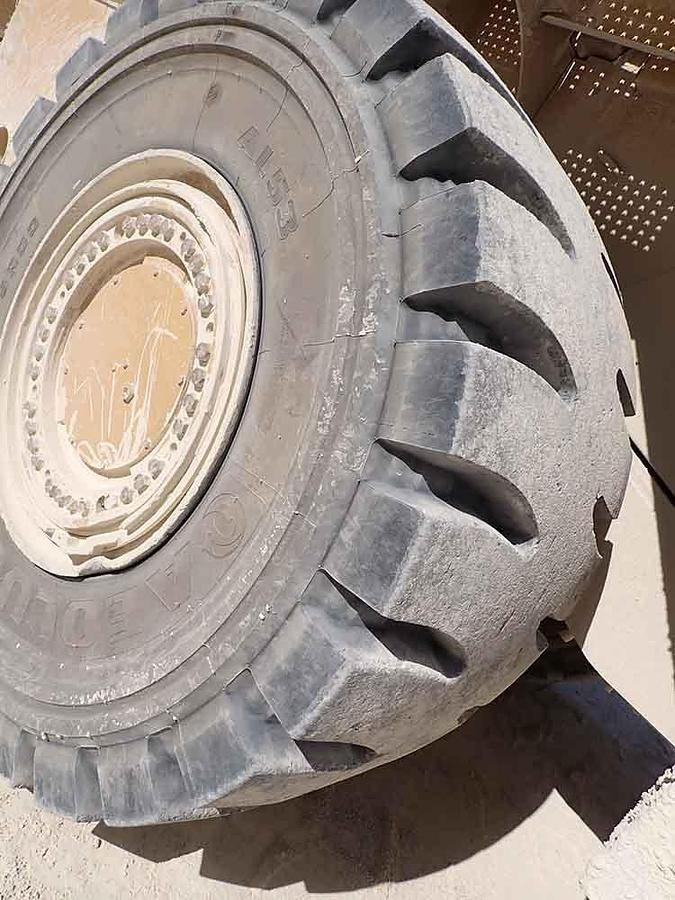 Chargeuse sur pneus CAT 988K: photos 28