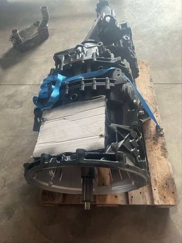 MAN TGA ZF 12AS2131 TD - Boîte de vitesse pour Camion: photos 1 MAN TGA ZF 12AS2131 TD - Boîte de vitesse pour Camion: photos 1