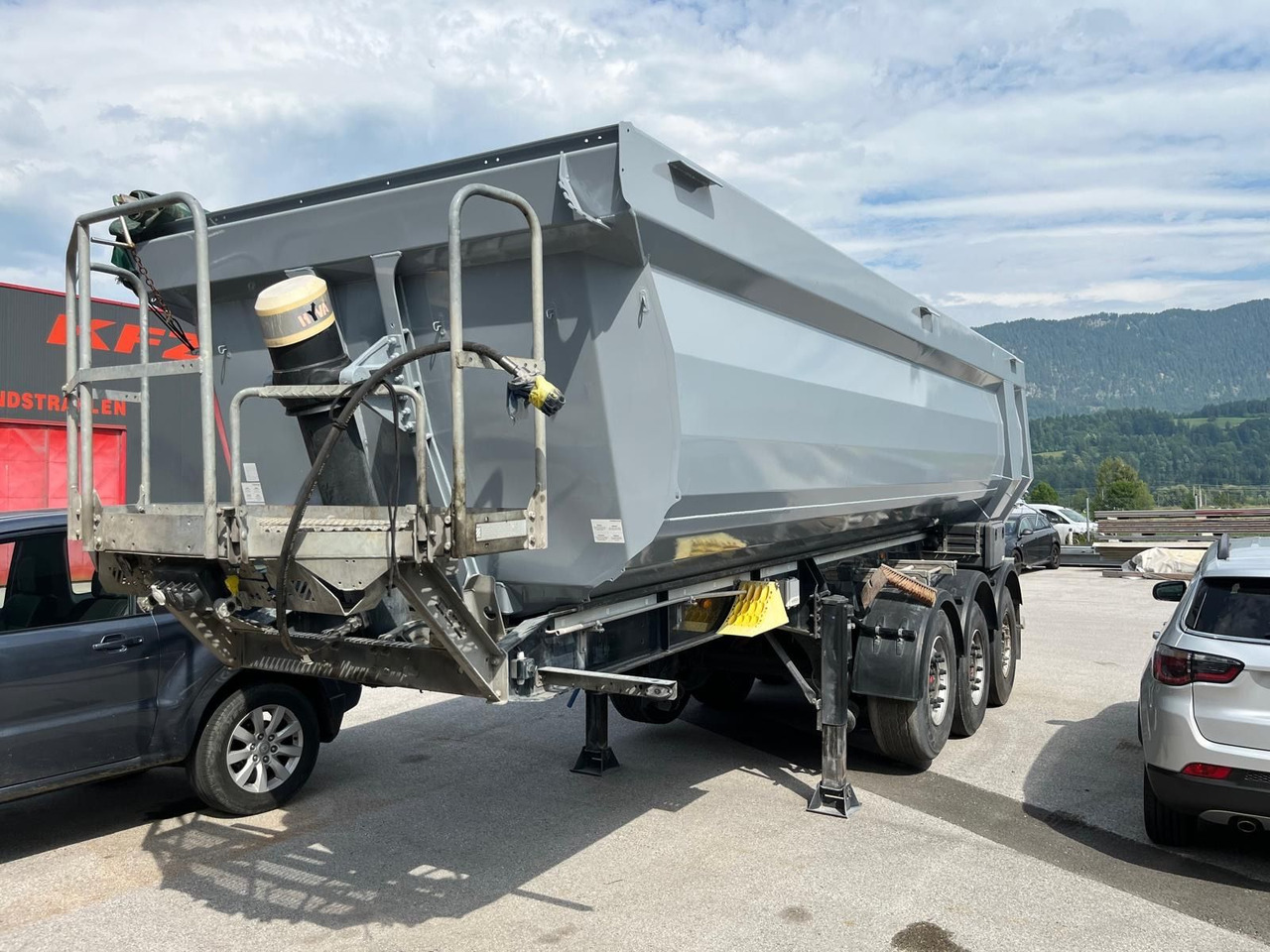 Schwarzmüller Hardox - Semi-remorque benne: photos 2 Schwarzmüller Hardox - Semi-remorque benne: photos 2