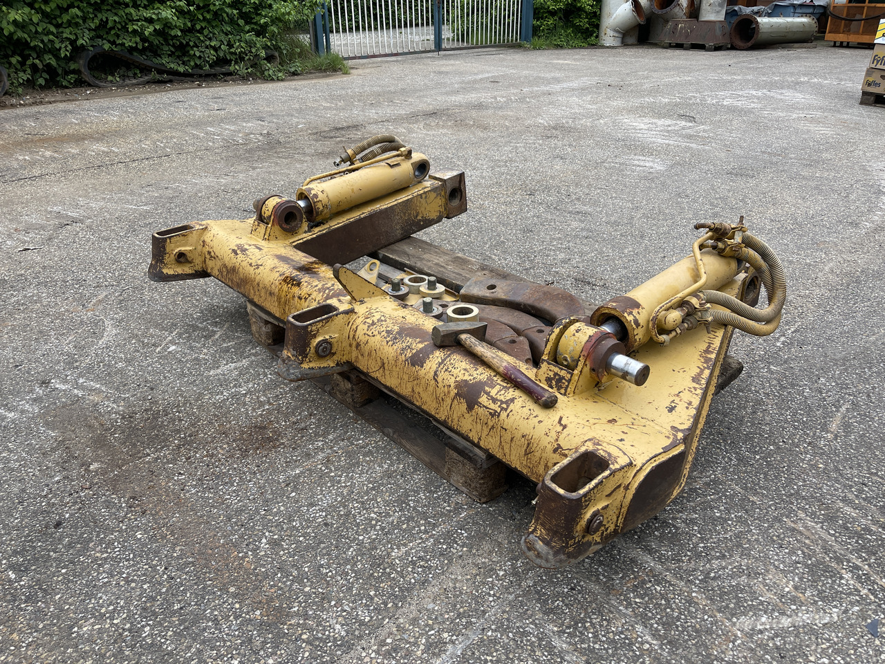 CATERPILLAR Multi Shank - Ripper pour Chargeuse sur chenilles: photos 5 CATERPILLAR Multi Shank - Ripper pour Chargeuse sur chenilles: photos 5