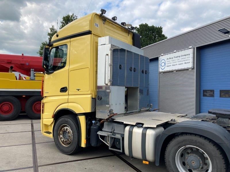 Mercedes-Benz Actros 3351 6x4 - Tracteur routier: photos 2 Mercedes-Benz Actros 3351 6x4 - Tracteur routier: photos 2