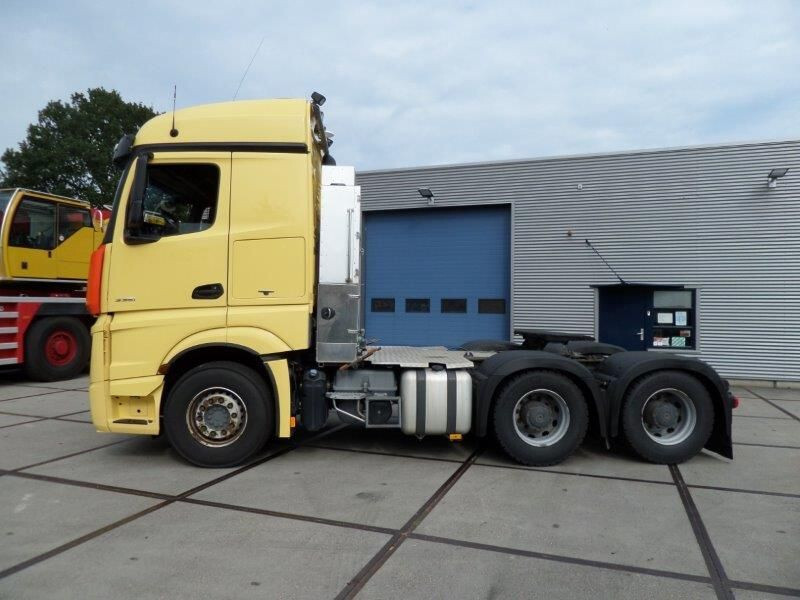 Mercedes-Benz Actros 3351 6x4 - Tracteur routier: photos 3 Mercedes-Benz Actros 3351 6x4 - Tracteur routier: photos 3