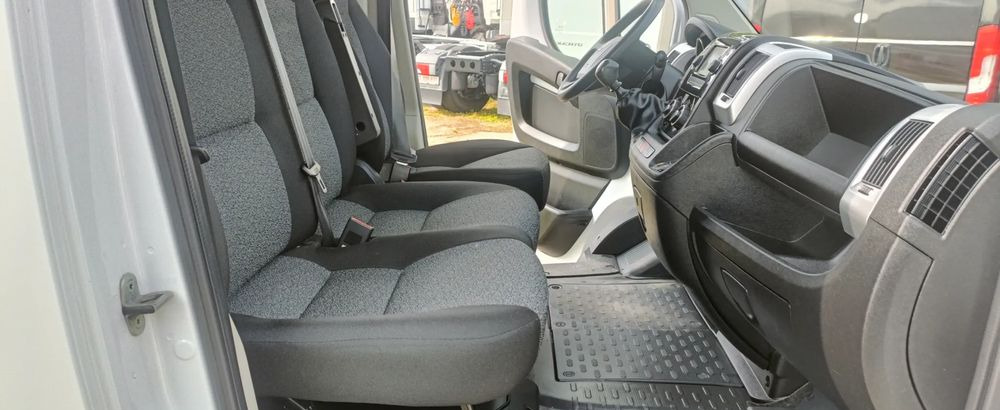 Fourgon utilitaire Fiat Ducato: photos 15