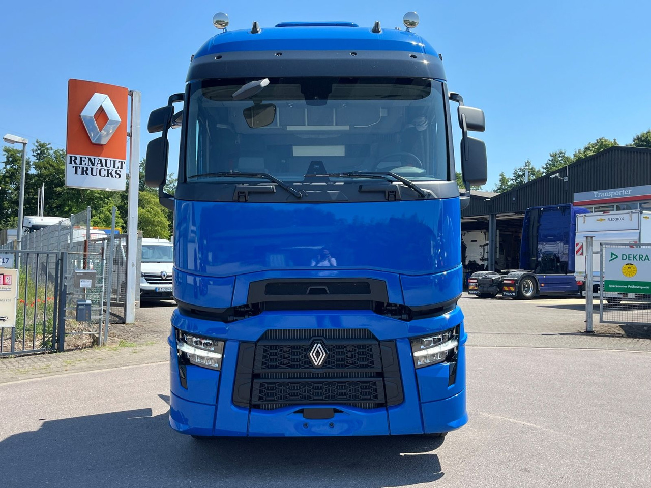 Renault T-High 520 Retarder 2-Kreis-Hydraulik - Tracteur routier: photos 2 Renault T-High 520 Retarder 2-Kreis-Hydraulik - Tracteur routier: photos 2