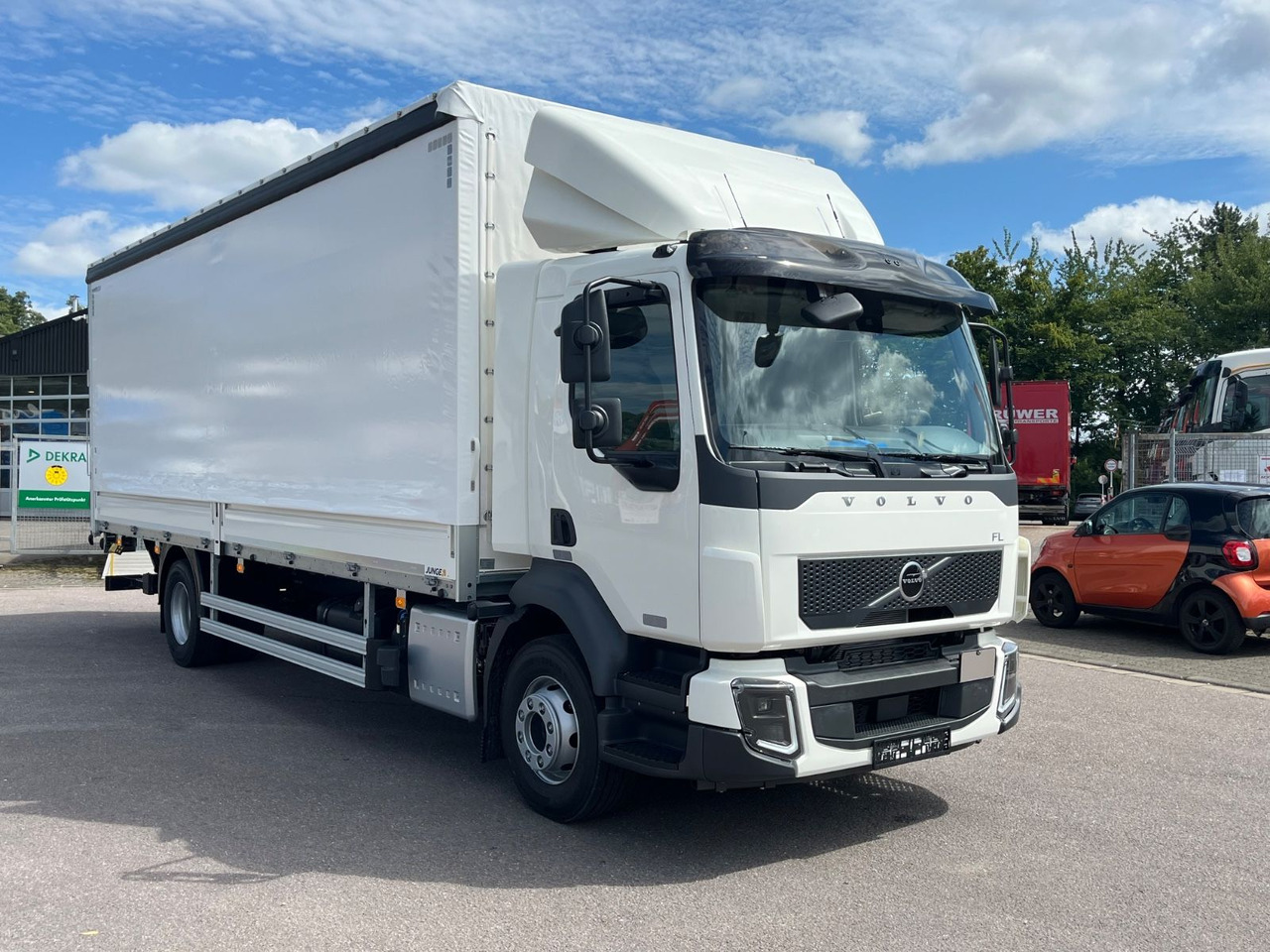 Volvo FL16.280 Junge Schiebeplane - Camion à rideaux coulissants: photos 3 Volvo FL16.280 Junge Schiebeplane - Camion à rideaux coulissants: photos 3