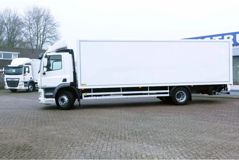 DAF CF 290 FA Bak+ klep Dhollandia 2000 kg - Camion fourgon: photos 2 DAF CF 290 FA Bak+ klep Dhollandia 2000 kg - Camion fourgon: photos 2
