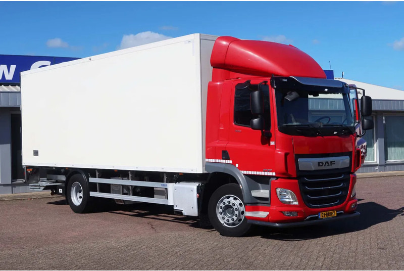 DAF CF 300 Koel/Vries Carrier iceland + Dhollandia 2500KG klep trenn wand - Camion frigorifique: photos 2 DAF CF 300 Koel/Vries Carrier iceland + Dhollandia 2500KG klep trenn wand - Camion frigorifique: photos 2