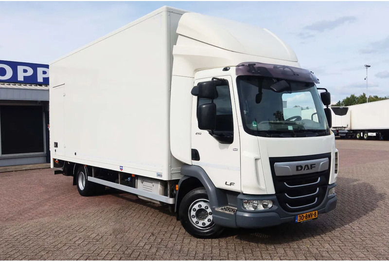 DAF LF 210 Bakwagen+ Dhollandia 1500 kg - Camion fourgon: photos 2 DAF LF 210 Bakwagen+ Dhollandia 1500 kg - Camion fourgon: photos 2