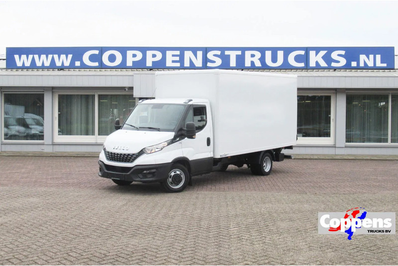 Iveco Daily 35C16 Bak+Klep Automaat Laadklep Airco Camera - Fourgon grand volume: photos 1 Iveco Daily 35C16 Bak+Klep Automaat Laadklep Airco Camera - Fourgon grand volume: photos 1
