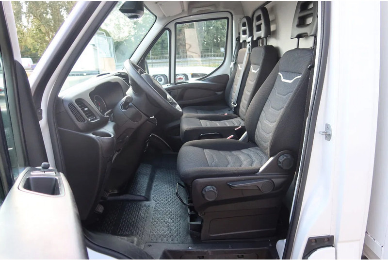 Iveco Daily 35S16 Bakwagen + Laadklep 750kg - Fourgon grand volume: photos 4 Iveco Daily 35S16 Bakwagen + Laadklep 750kg - Fourgon grand volume: photos 4