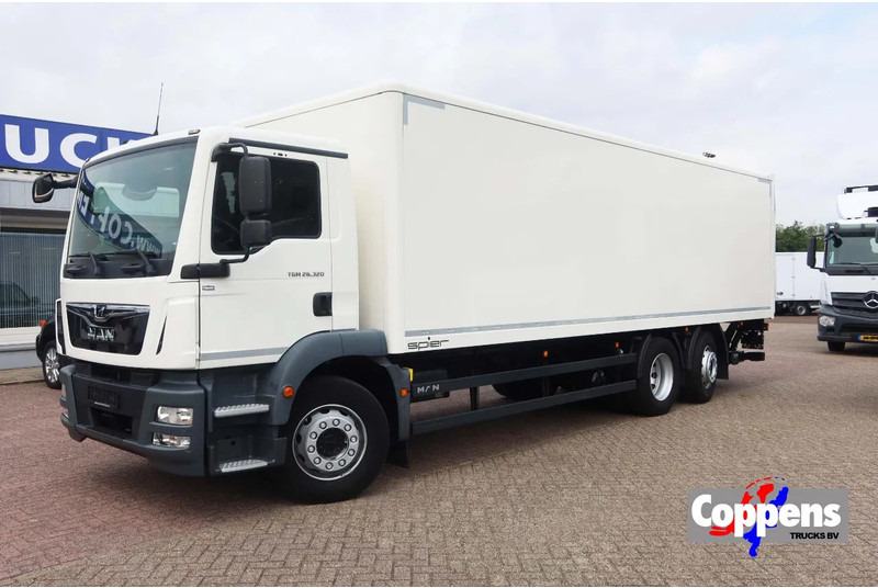 MAN 26.320 TGM Bak+Klep stuur lift as Bar klep 2.000 kg - Camion fourgon: photos 1 MAN 26.320 TGM Bak+Klep stuur lift as Bar klep 2.000 kg - Camion fourgon: photos 1