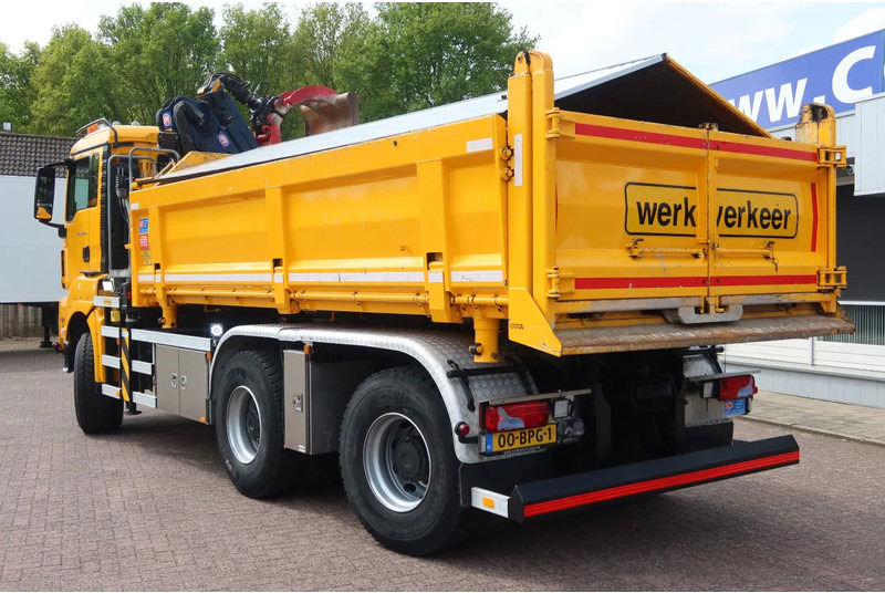 MAN TGS 33.420 2 Zijdige kipper + Kraan 6x6 Stuur as - Camion benne, Camion grue: photos 3 MAN TGS 33.420 2 Zijdige kipper + Kraan 6x6 Stuur as - Camion benne, Camion grue: photos 3