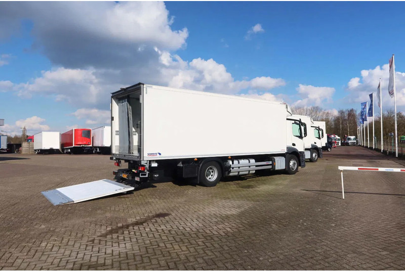 Mercedes-Benz Actros 1936 LL Koel/Vries Bitemp - Camion frigorifique: photos 3 Mercedes-Benz Actros 1936 LL Koel/Vries Bitemp - Camion frigorifique: photos 3