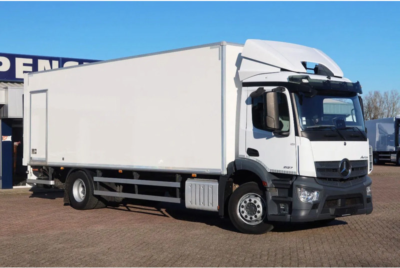 Mercedes-Benz Antos 2127 L Bak+Klep 2000 kg Euro 6 - Camion fourgon: photos 2 Mercedes-Benz Antos 2127 L Bak+Klep 2000 kg Euro 6 - Camion fourgon: photos 2