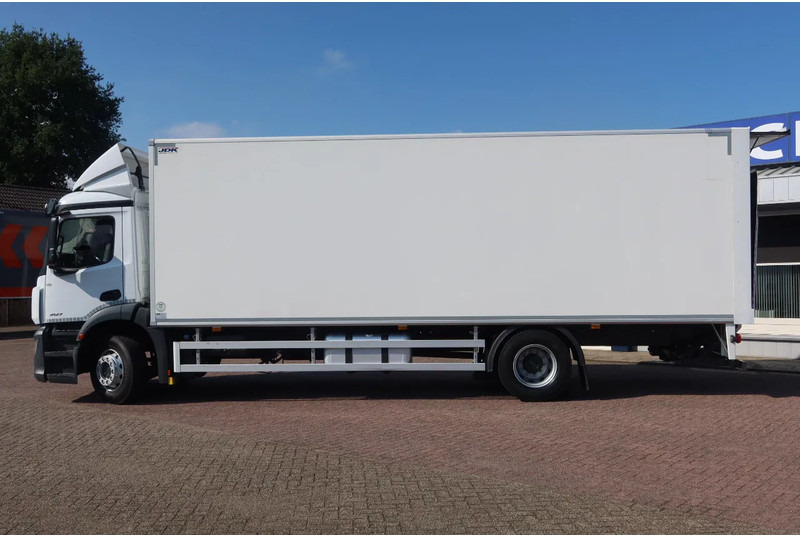 Mercedes-Benz Antos 2127 L Bak + klep 2000 kg Euro 6 - Camion fourgon: photos 4 Mercedes-Benz Antos 2127 L Bak + klep 2000 kg Euro 6 - Camion fourgon: photos 4