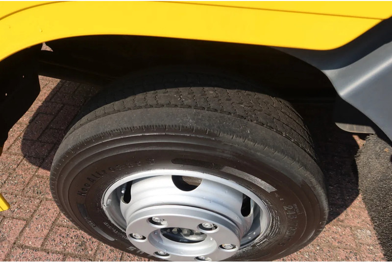 Remorqueuse Mercedes-Benz Atego 1221 L Takelwagen 6 persoons: photos 10 Remorqueuse Mercedes-Benz Atego 1221 L Takelwagen 6 persoons: photos 10