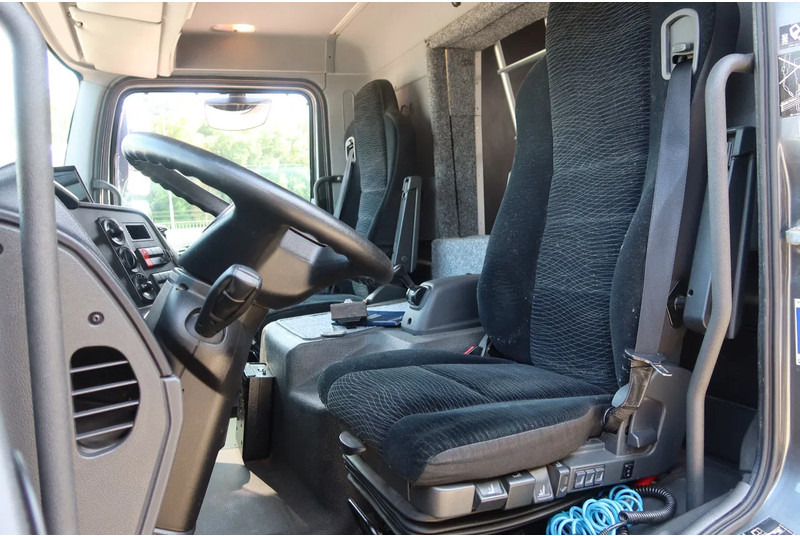 Mercedes-Benz Atego 816 L 3 Paarden/4 Ponies - Camion chevaux: photos 5 Mercedes-Benz Atego 816 L 3 Paarden/4 Ponies - Camion chevaux: photos 5