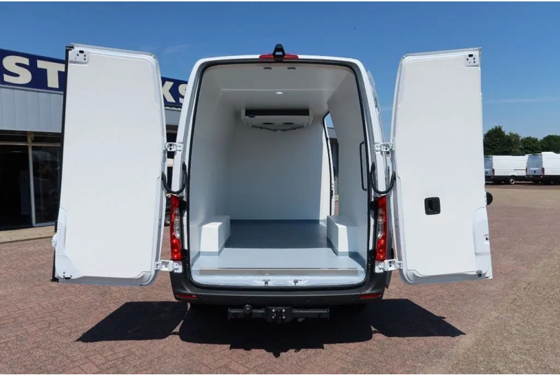 Mercedes-Benz Sprinter 315 CDI Koel/Vries/Verwarmen Carrier Xarios 350 - Utilitaire frigorifique: photos 3 Mercedes-Benz Sprinter 315 CDI Koel/Vries/Verwarmen Carrier Xarios 350 - Utilitaire frigorifique: photos 3