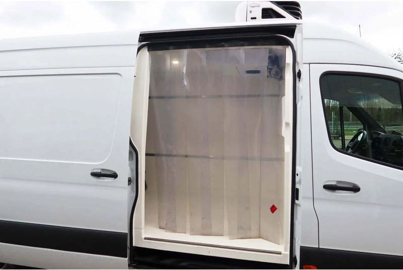 Mercedes-Benz Sprinter 317 CDI L3/H2 Multi temp, Verplaatsbare tussenwand - Utilitaire frigorifique: photos 3 Mercedes-Benz Sprinter 317 CDI L3/H2 Multi temp, Verplaatsbare tussenwand - Utilitaire frigorifique: photos 3