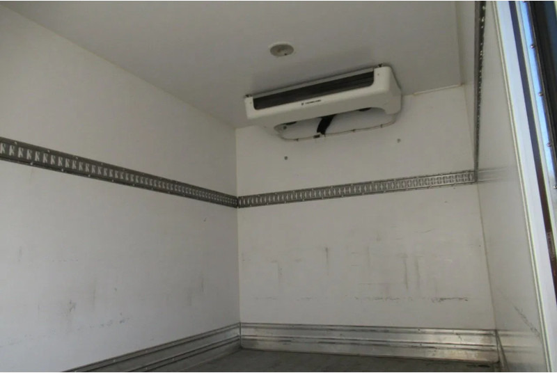 Renault D Truck 7.5 T. Koel/Vries+ Klep Euro 6 Thermoking V 500 MAX - Camion frigorifique: photos 4 Renault D Truck 7.5 T. Koel/Vries+ Klep Euro 6 Thermoking V 500 MAX - Camion frigorifique: photos 4