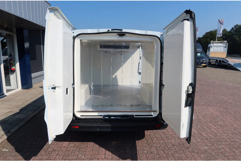 Renault Trafic L2/H1 Koelwagen - Utilitaire frigorifique: photos 4 Renault Trafic L2/H1 Koelwagen - Utilitaire frigorifique: photos 4