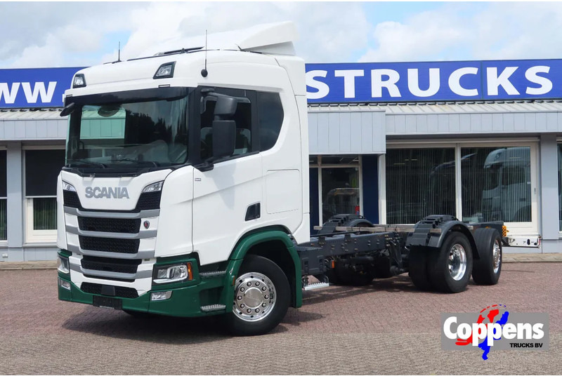 Scania R 500 NGS 6X2 Chassis, stuur lift as 6x2 - Châssis cabine: photos 1 Scania R 500 NGS 6X2 Chassis, stuur lift as 6x2 - Châssis cabine: photos 1