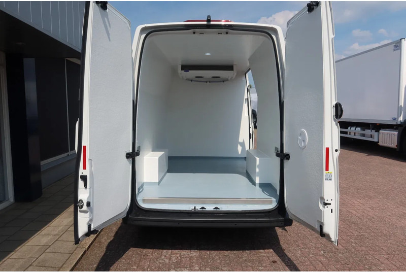Volkswagen Crafter 177 PK ,Koel/Vries/Verwarmen , Carrier Xarios 350 met nachtaansluiting BPM vrij - Utilitaire frigorifique: photos 3 Volkswagen Crafter 177 PK ,Koel/Vries/Verwarmen , Carrier Xarios 350 met nachtaansluiting BPM vrij - Utilitaire frigorifique: photos 3