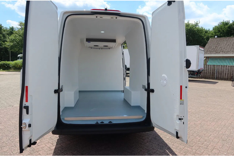 Volkswagen Crafter Koel/Vries/Verwarmen , Carrier Xarios 350 met nachtaansluiting BPM vrij - Utilitaire frigorifique: photos 4 Volkswagen Crafter Koel/Vries/Verwarmen , Carrier Xarios 350 met nachtaansluiting BPM vrij - Utilitaire frigorifique: photos 4