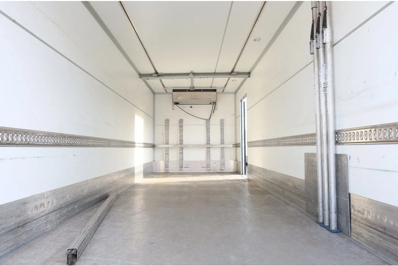 Volvo FE 280 4x2 Carrier Supra 1250 Koel/ Vries+ BAR klep 2000 kg. 2 Stuks in voorraad - Camion frigorifique: photos 4 Volvo FE 280 4x2 Carrier Supra 1250 Koel/ Vries+ BAR klep 2000 kg. 2 Stuks in voorraad - Camion frigorifique: photos 4