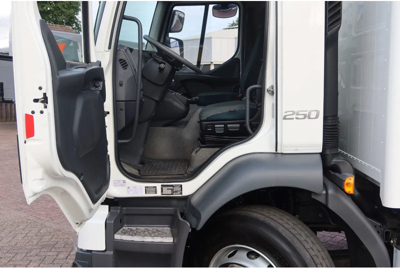 Volvo FL Bak + Dhollandia klep 2000 Kg - Camion fourgon: photos 4 Volvo FL Bak + Dhollandia klep 2000 Kg - Camion fourgon: photos 4