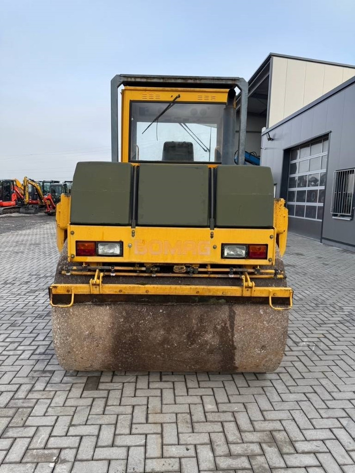 Bomag BW 151 AD-2 - Rouleau compresseur: photos 4 Bomag BW 151 AD-2 - Rouleau compresseur: photos 4