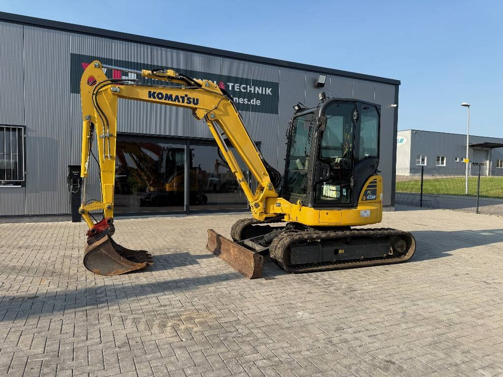 Komatsu PC 45 MR-5 - Mini pelle: photos 1 Komatsu PC 45 MR-5 - Mini pelle: photos 1
