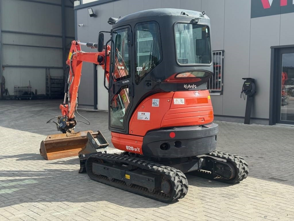 Kubota U 20-3 - Mini pelle: photos 3 Kubota U 20-3 - Mini pelle: photos 3