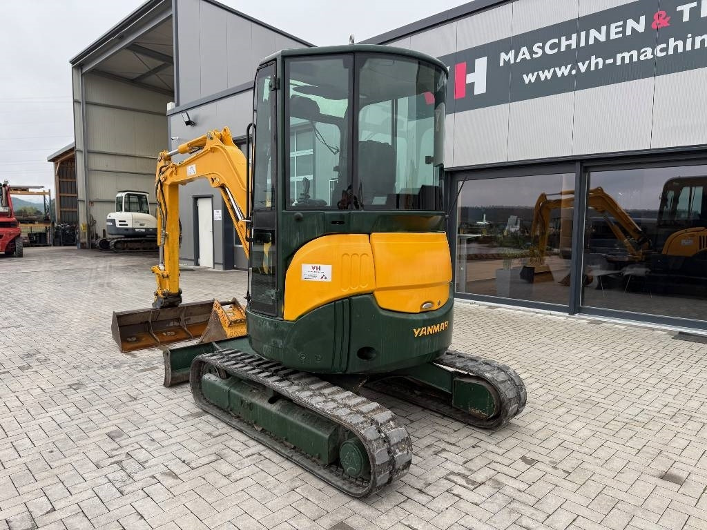 Yanmar Vio 35 - Mini pelle: photos 3 Yanmar Vio 35 - Mini pelle: photos 3