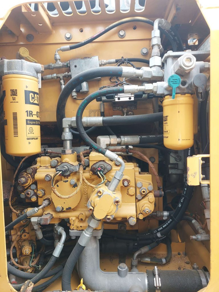 Pelle sur chenille CATERPILLAR 312D: photos 7