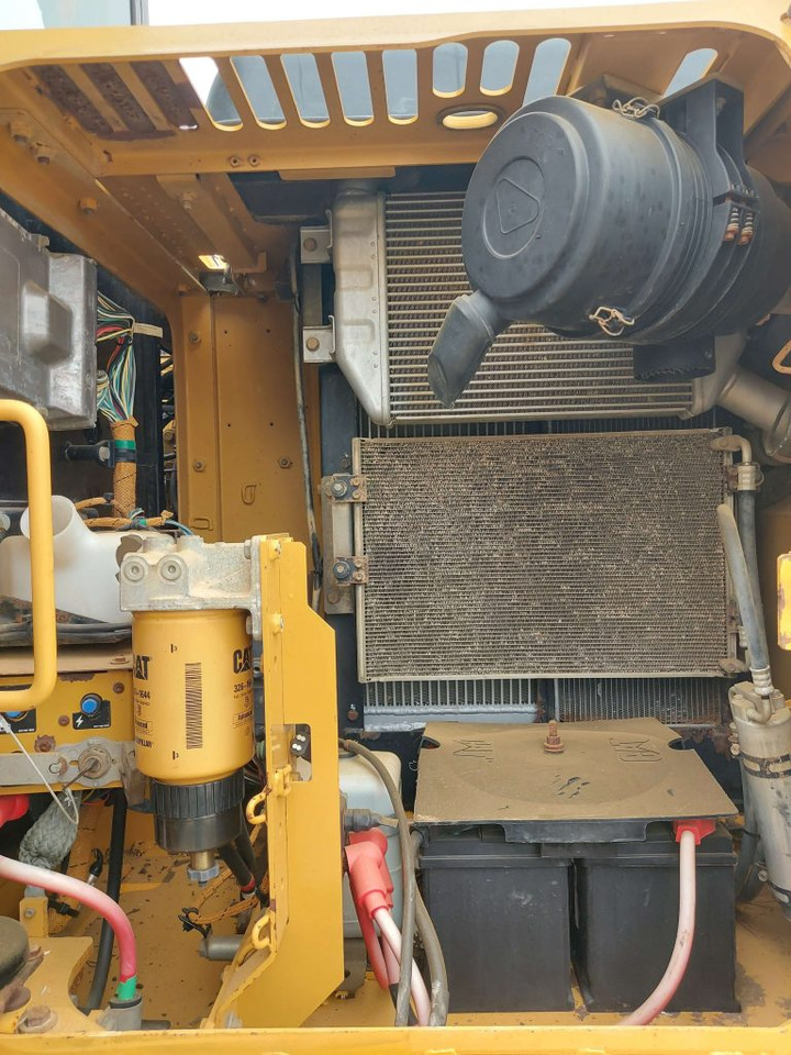 Pelle sur chenille CATERPILLAR 312D: photos 8