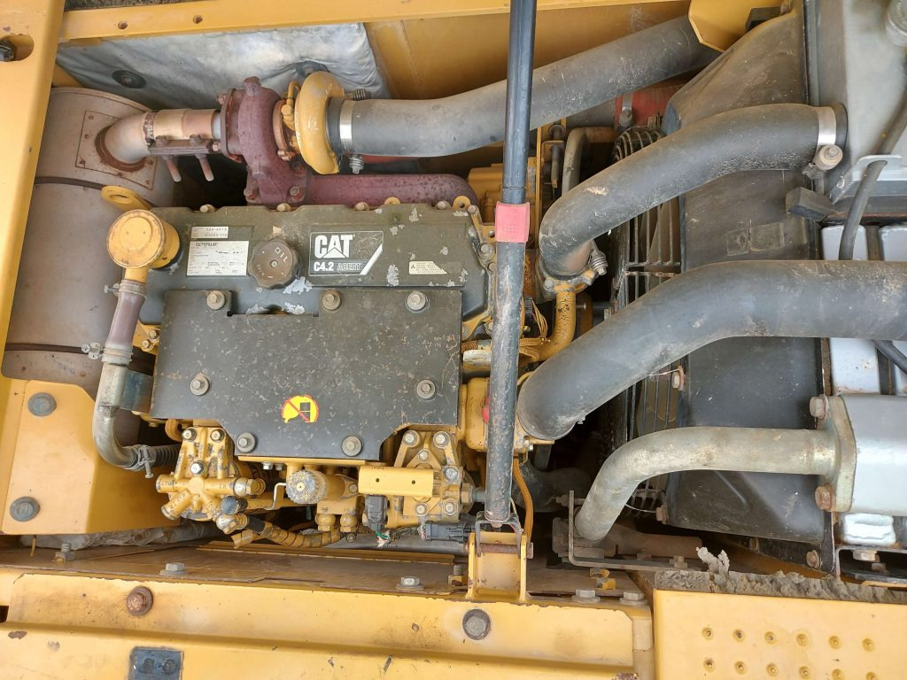 Pelle sur chenille CATERPILLAR 312D: photos 6