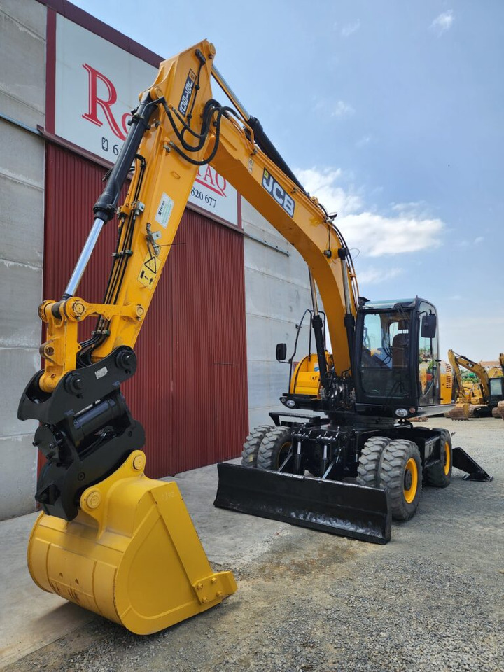 JCB JS160W T4F - Pelle sur pneus: photos 2 JCB JS160W T4F - Pelle sur pneus: photos 2