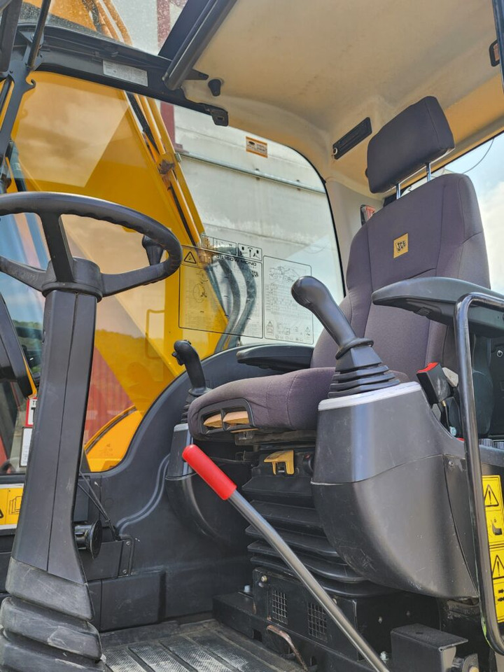 Pelle sur pneus JCB JS160W T4F: photos 9 Pelle sur pneus JCB JS160W T4F: photos 9