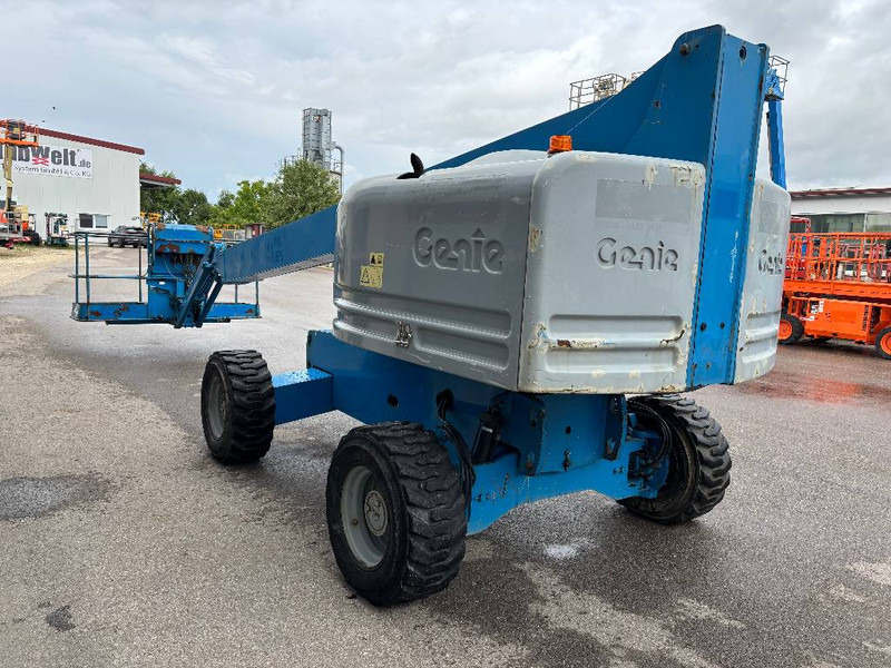 Genie S45 - 15,7m Diesel 4x4 Teleskop-Arbeitsbühne - Nacelle articulée: photos 4 Genie S45 - 15,7m Diesel 4x4 Teleskop-Arbeitsbühne - Nacelle articulée: photos 4