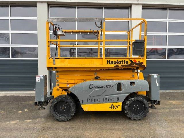 Haulotte Compact 12DX 12m Diesel Scherenarbeitsbühne 4x4 - Nacelle ciseaux: photos 5 Haulotte Compact 12DX 12m Diesel Scherenarbeitsbühne 4x4 - Nacelle ciseaux: photos 5