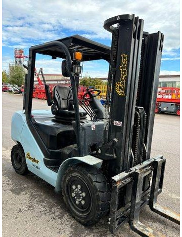 Chariot élévateur diesel Hyster Yale UT35P Dieselstapler 2500kg, 4800mm, BJ 2019: photos 7