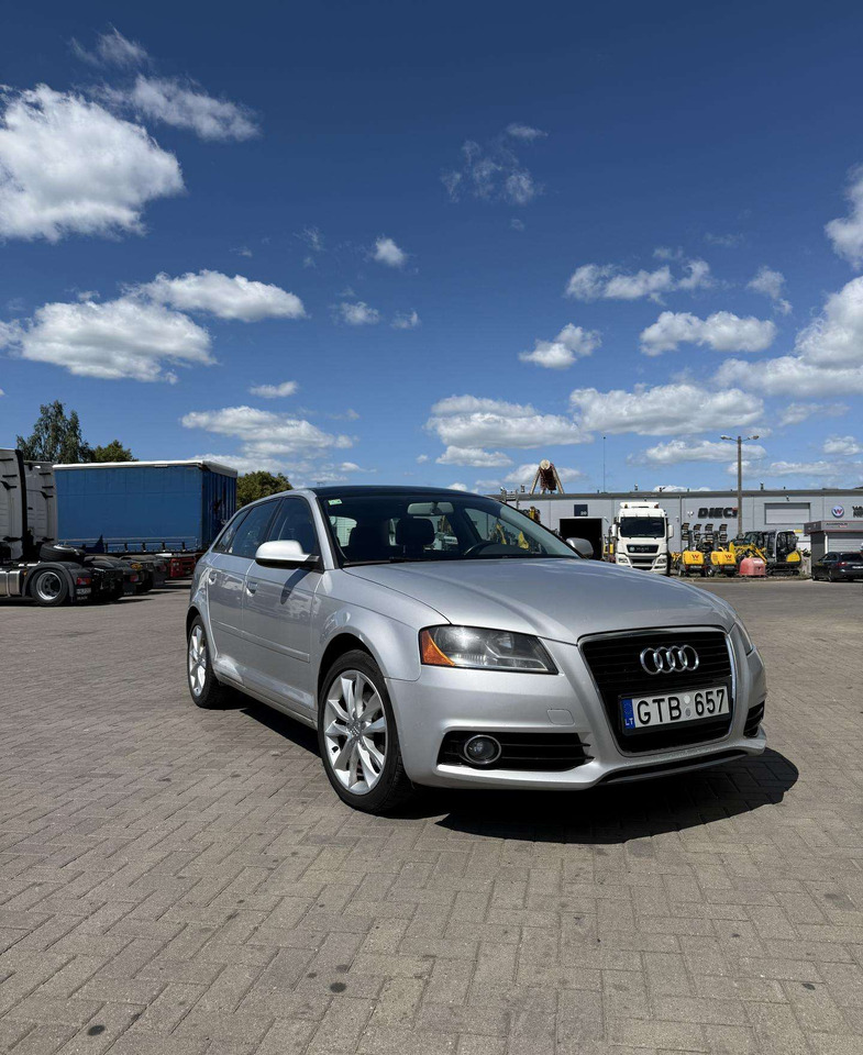 Audi A3 - Voiture à hayon: photos 1 Audi A3 - Voiture à hayon: photos 1