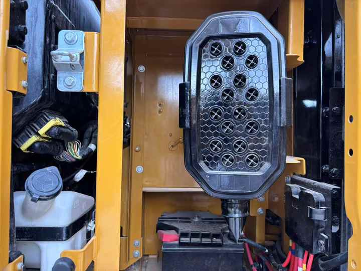 2024 year new model Used Cat 320GC 320D 320D 320C 320CL Caterpillar hydraulic crawler excavators in good condition - Pelle: photos 3 2024 year new model Used Cat 320GC 320D 320D 320C 320CL Caterpillar hydraulic crawler excavators in good condition - Pelle: photos 3