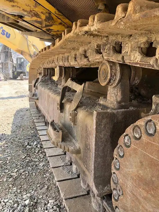70 Ton Used Japan Komatsu PC700 Excavator for Sale Used Excavator PC220 PC200 PC240 PC600 PC650 PC700 PC800 - Pelle: photos 5 70 Ton Used Japan Komatsu PC700 Excavator for Sale Used Excavator PC220 PC200 PC240 PC600 PC650 PC700 PC800 - Pelle: photos 5