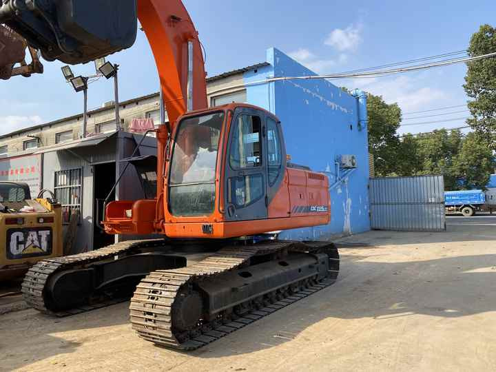 Best Selling DOOSAN excavator machine construction used machinery equipment dx225 DX60 DX70 DH60 DH220 used excavators in stock - Pelle: photos 5 Best Selling DOOSAN excavator machine construction used machinery equipment dx225 DX60 DX70 DH60 DH220 used excavators in stock - Pelle: photos 5