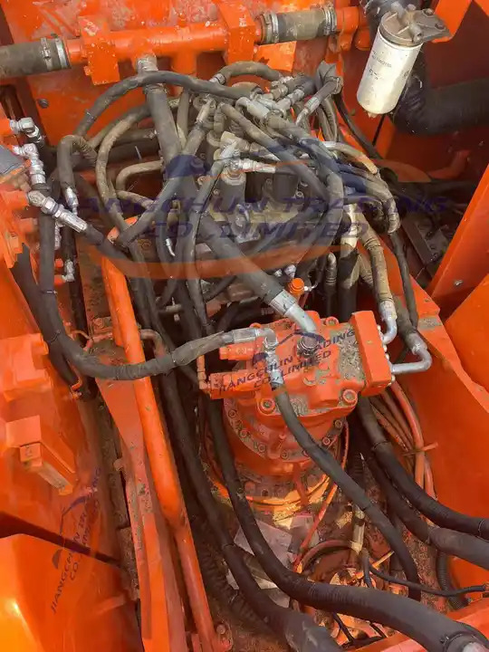 Doosan DH220 20 Tons Amphibious excavators Used DH220LC-7 Amphibious Excavator - Pelle: photos 5 Doosan DH220 20 Tons Amphibious excavators Used DH220LC-7 Amphibious Excavator - Pelle: photos 5