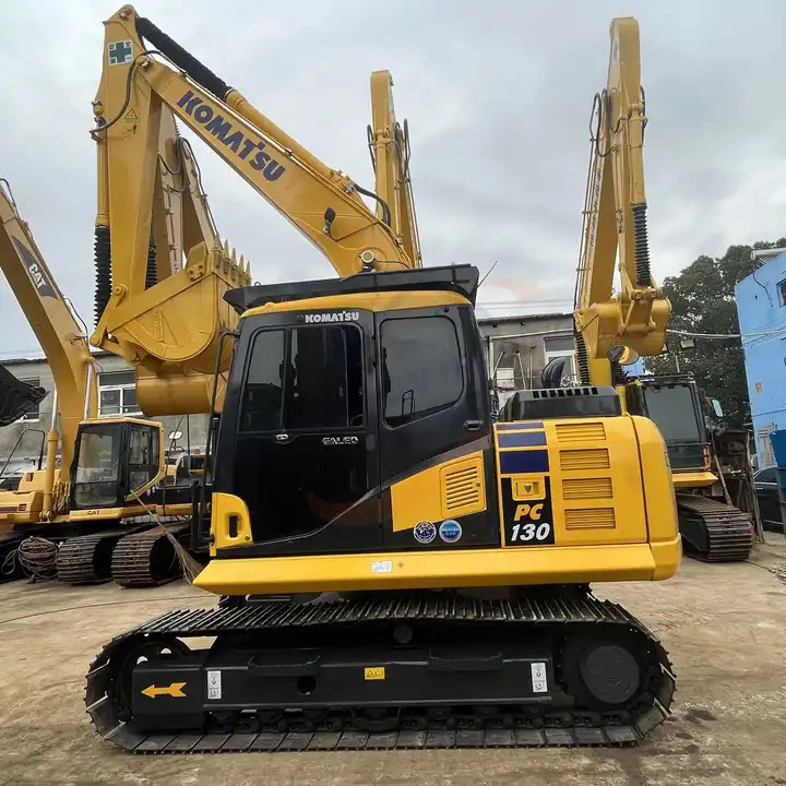 GOOD CONDITION 90% New japan original low hourS used Komatsu PC130-7 excavator for hot sale WITH free shipping - Pelle sur chenille: photos 1 GOOD CONDITION 90% New japan original low hourS used Komatsu PC130-7 excavator for hot sale WITH free shipping - Pelle sur chenille: photos 1