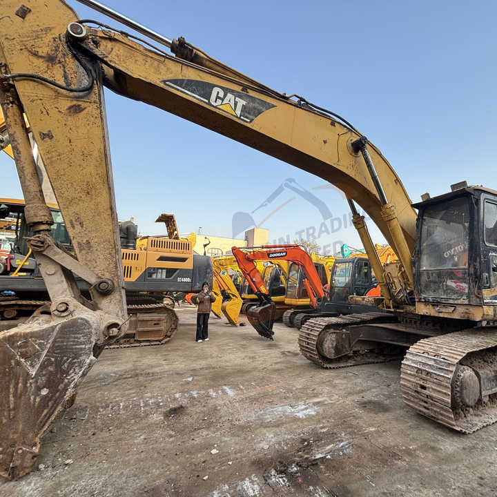 Good Condition Good price Second Hand Caterpillar 325bl Excavator Used Cat 325b 325bl in stock For Sale - Pelle sur chenille: photos 2 Good Condition Good price Second Hand Caterpillar 325bl Excavator Used Cat 325b 325bl in stock For Sale - Pelle sur chenille: photos 2