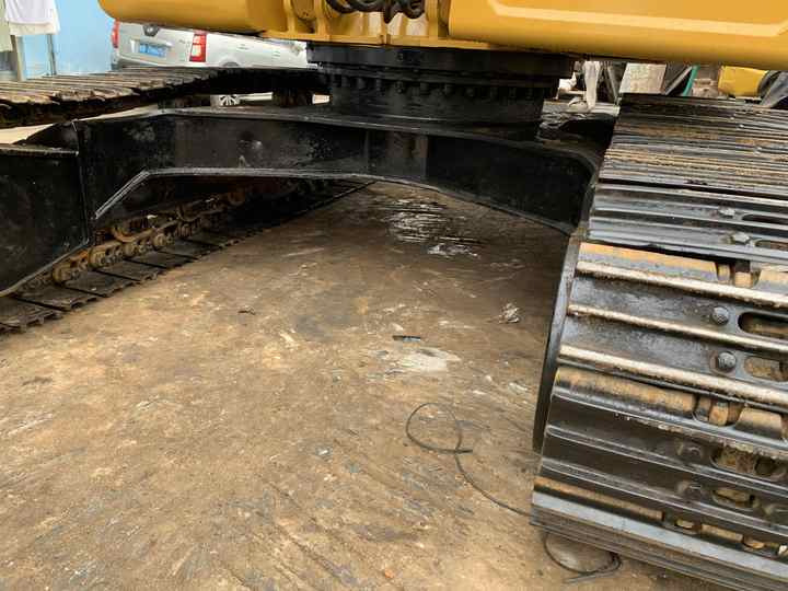 Good Condition Second Hand Caterpillar 325bl Excavator Used Cat 325b 325bl with good condition - Pelle sur chenille: photos 2 Good Condition Second Hand Caterpillar 325bl Excavator Used Cat 325b 325bl with good condition - Pelle sur chenille: photos 2